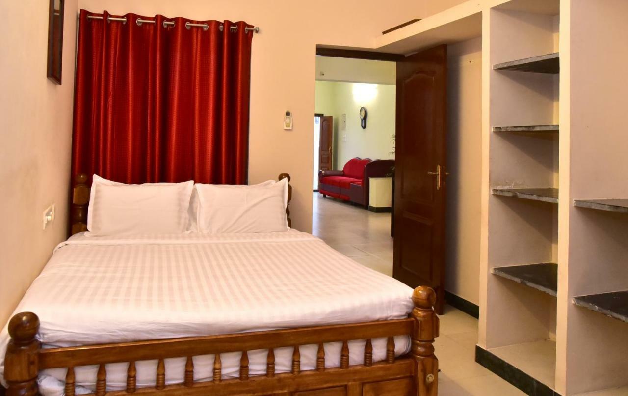 Villa Gomez Puducherry Buitenkant foto