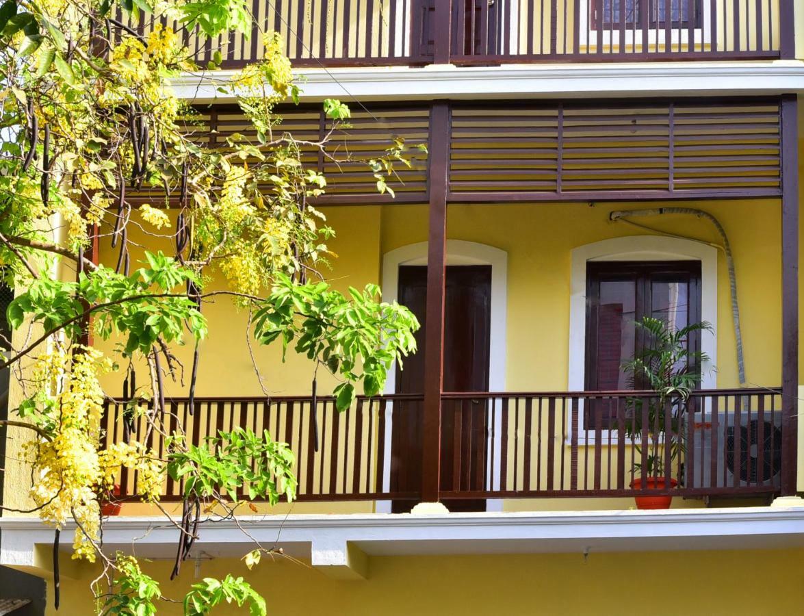Villa Gomez Puducherry Buitenkant foto